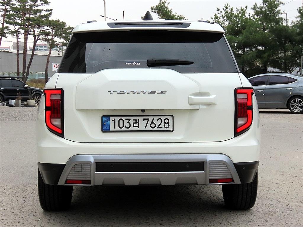 Ssangyong Torres - Vista 4