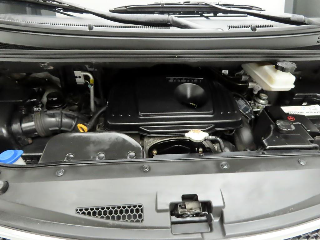 HYUNDAI Starex 2015 Gris - Importación desde Corea - HF Imports Iquique - Foto 18