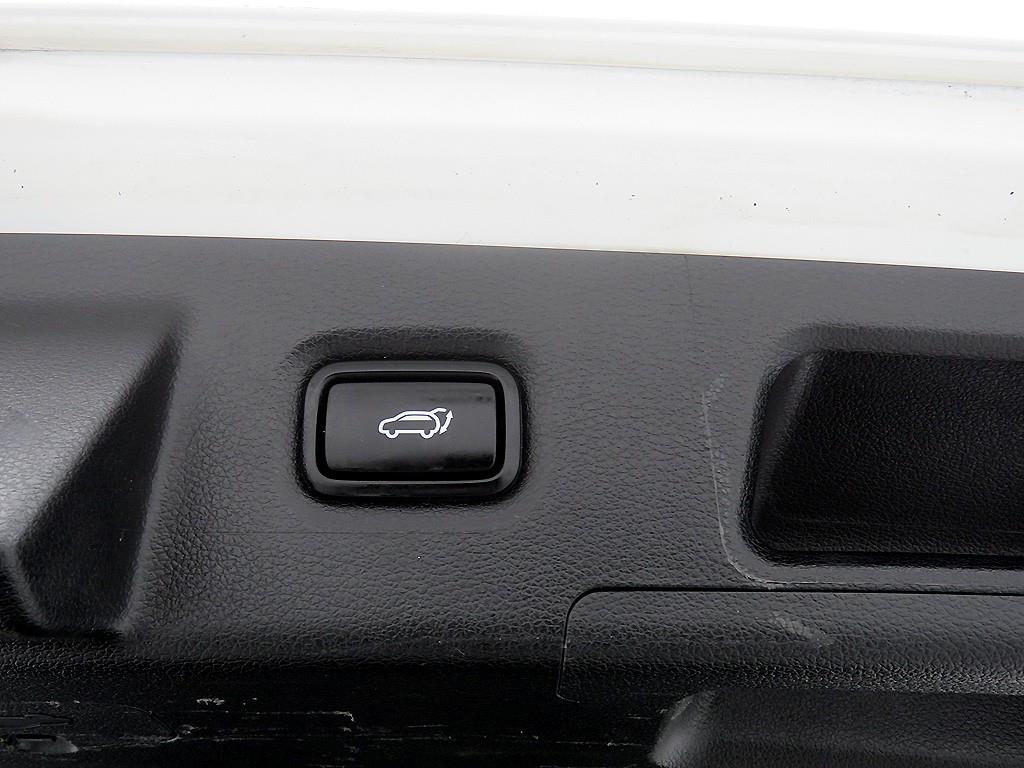 HYUNDAI Santa Fe - Vista 6