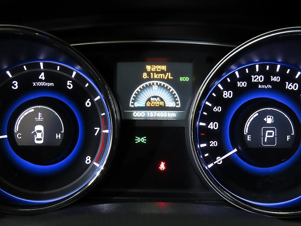 HYUNDAI Sonata - Vista 9