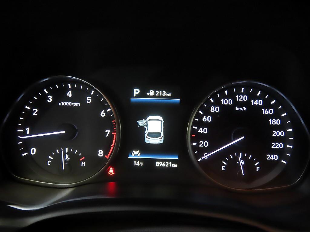 HYUNDAI i30 - Vista 9