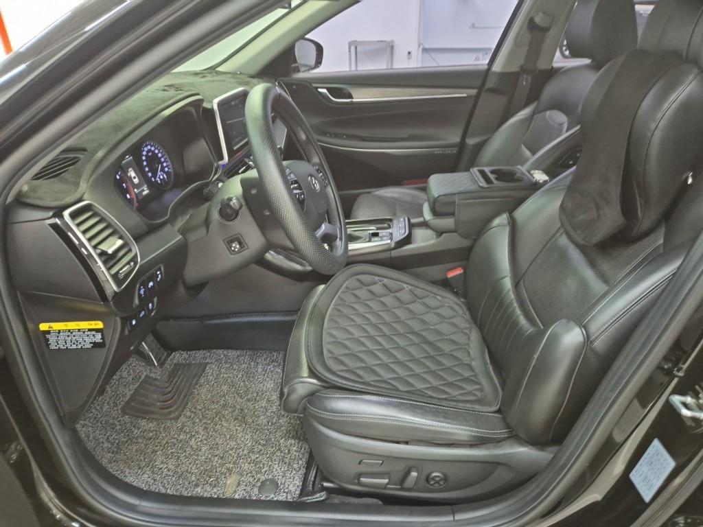 HYUNDAI Grandeur - Vista 5