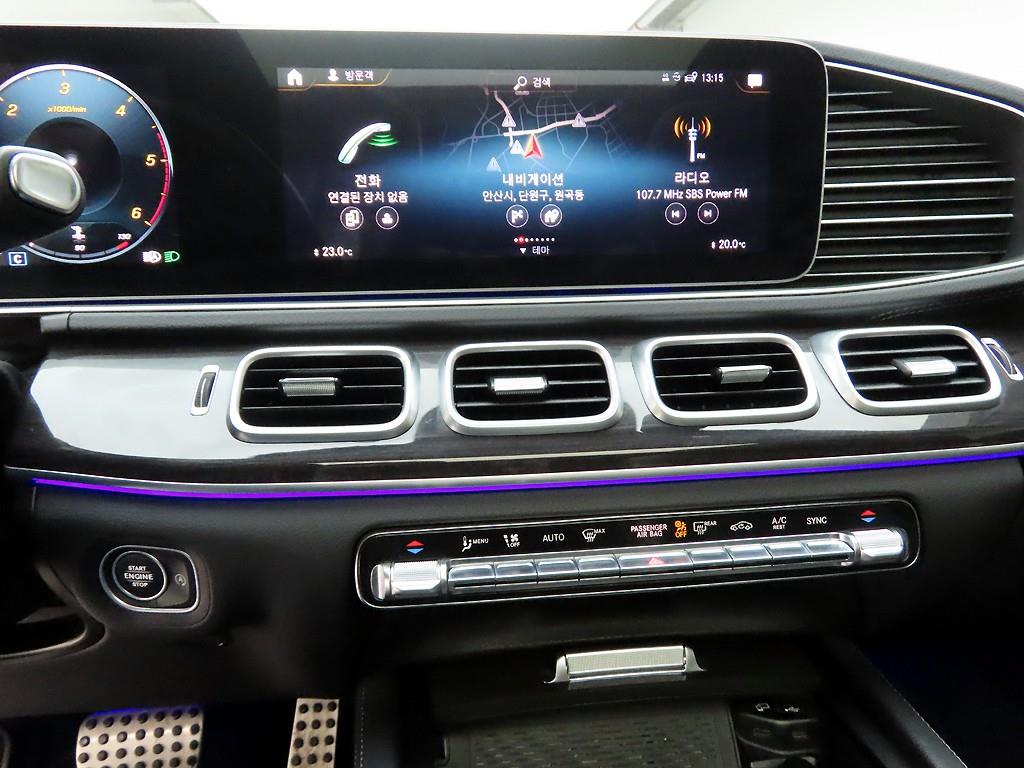 Mercedes Benz GLE Class - Vista 9