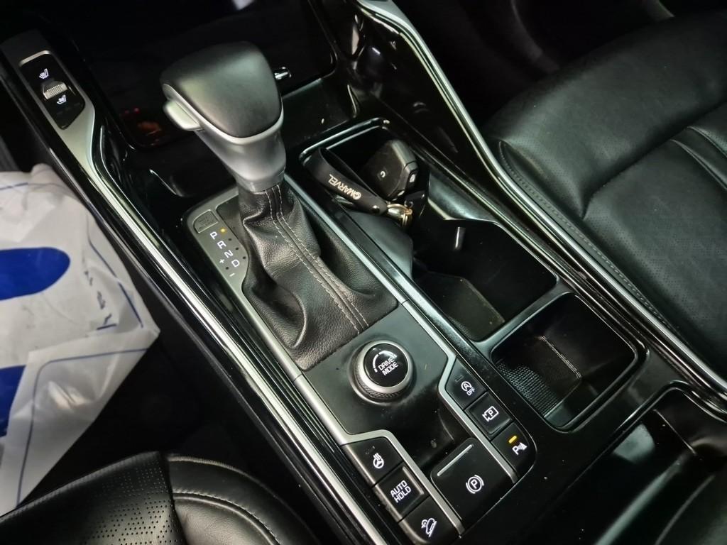 KIA Sorento - Vista 8