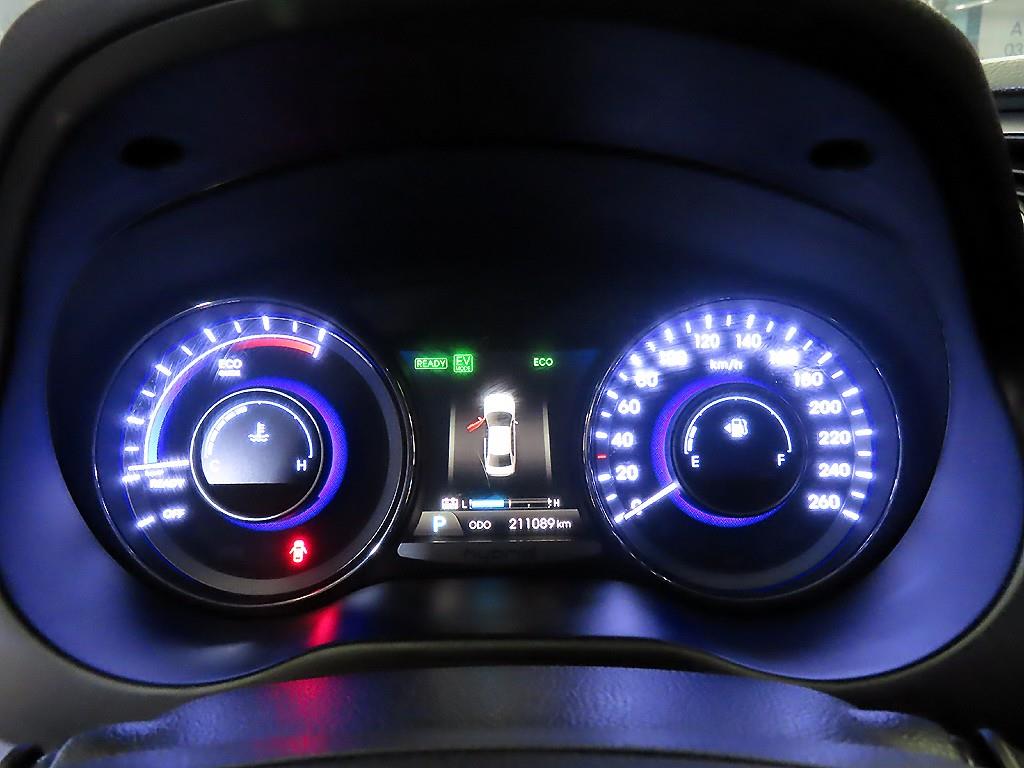 HYUNDAI Grandeur - Vista 9