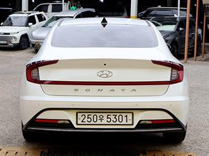 HYUNDAI Sonata - Vista 6