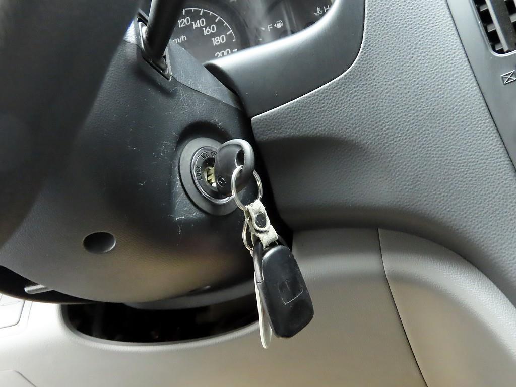 HYUNDAI Starex 2015 Gris - Importación desde Corea - HF Imports Iquique - Foto 16