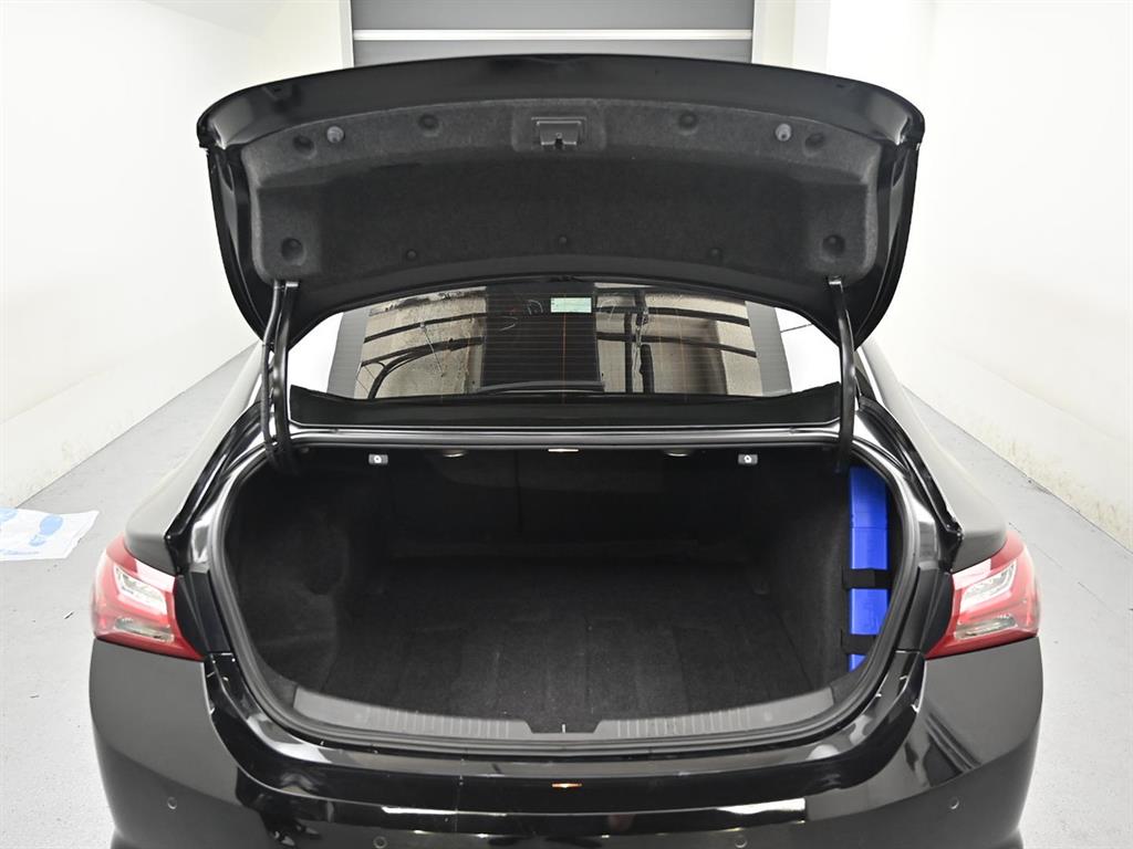 Chevrolet Malibu 2021 Negro - Importación desde Corea - HF Imports Iquique - Foto 18