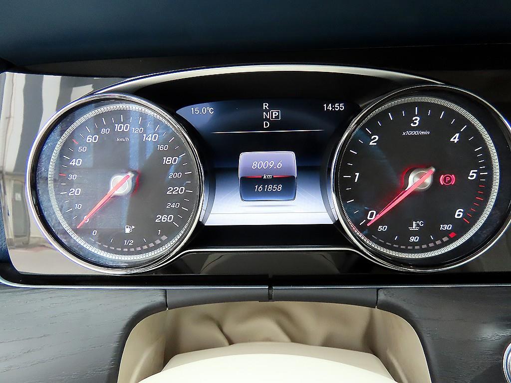 Mercedes Benz E class 2018 Blanco - Importación desde Corea - HF Imports Iquique - Foto 14