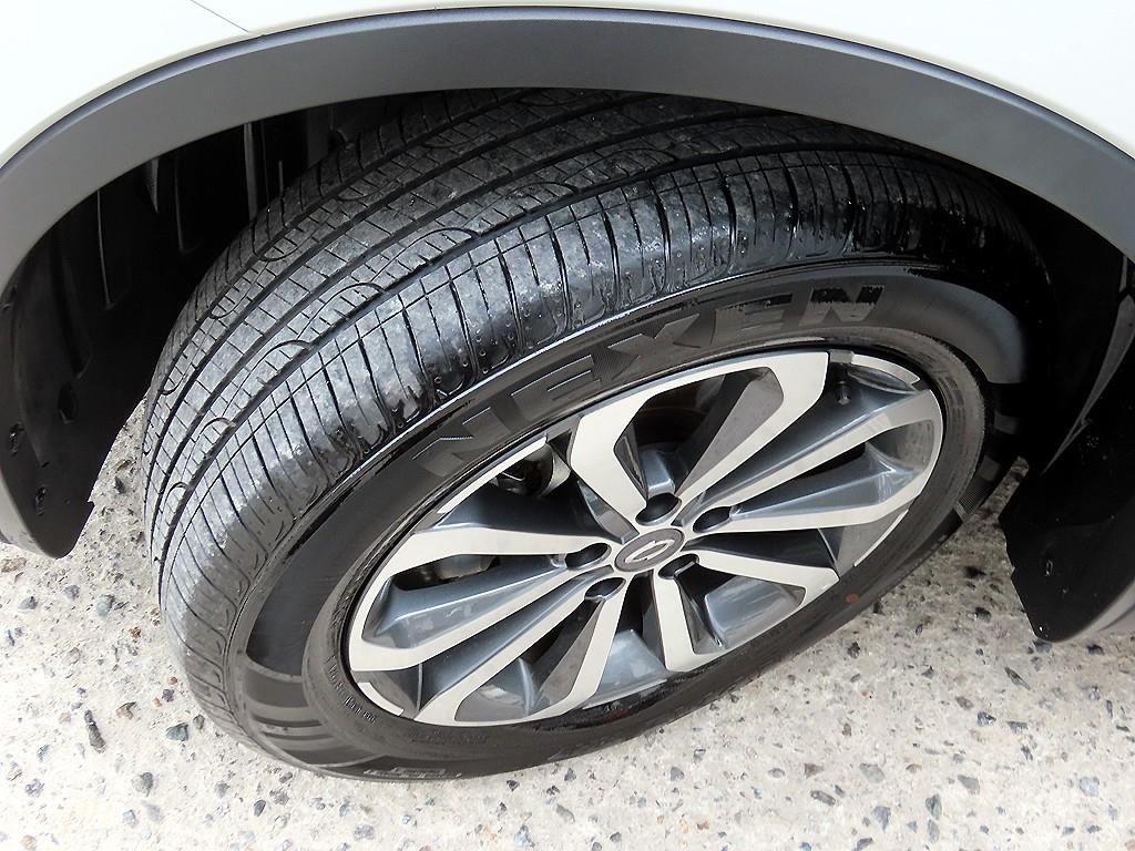 SAMSUNG QM6 2022 Blanco - Importación desde Corea - HF Imports Iquique - Foto 20