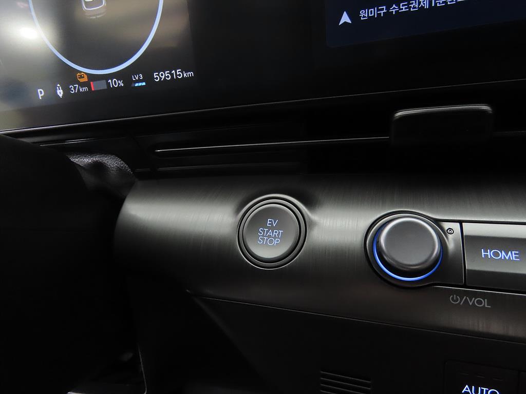 HYUNDAI Kona - Vista 12