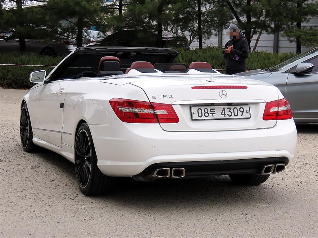 Mercedes Benz E class - Vista 7