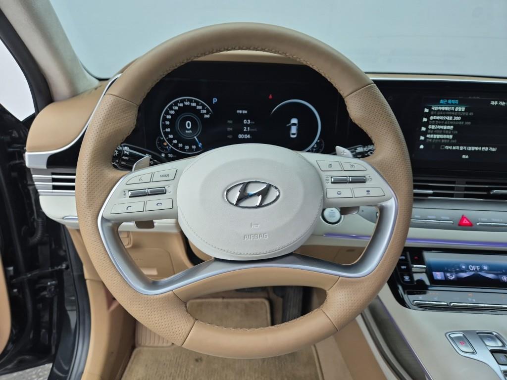 HYUNDAI Grandeur - Vista 9