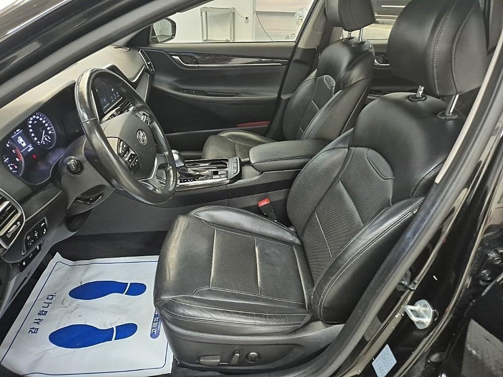 HYUNDAI Grandeur - Vista 11