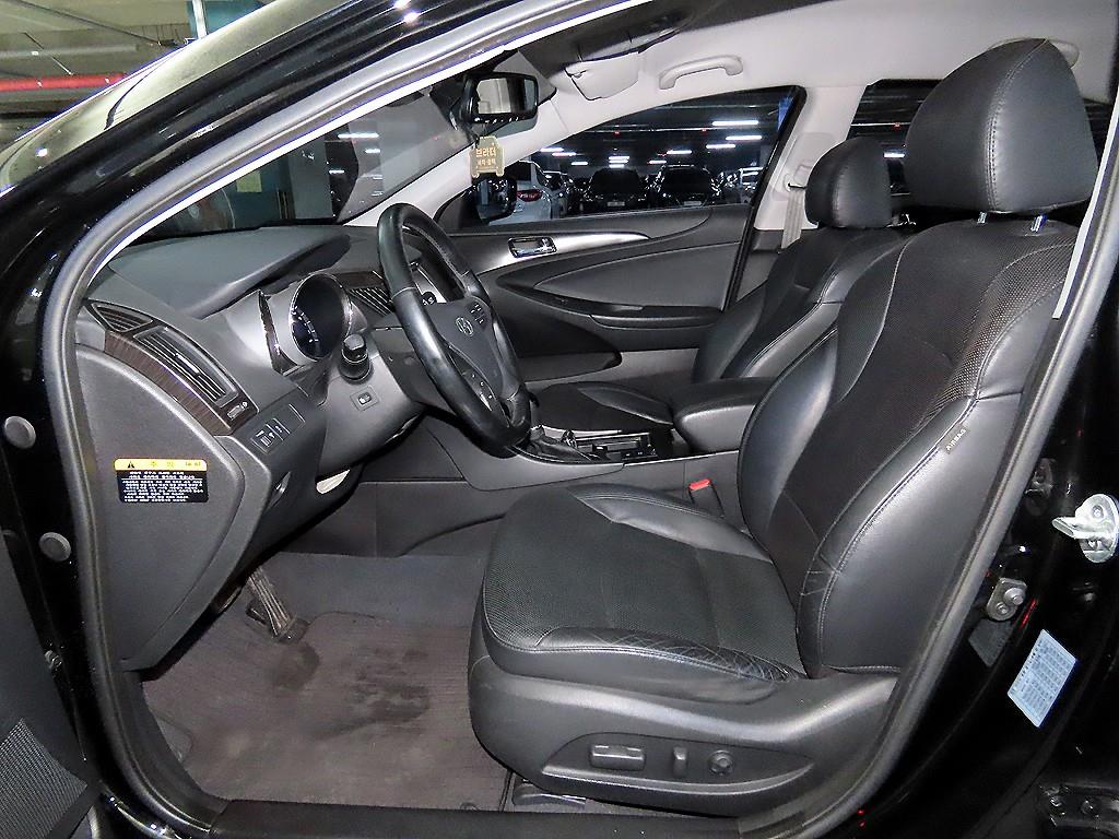 HYUNDAI Sonata - Vista 6