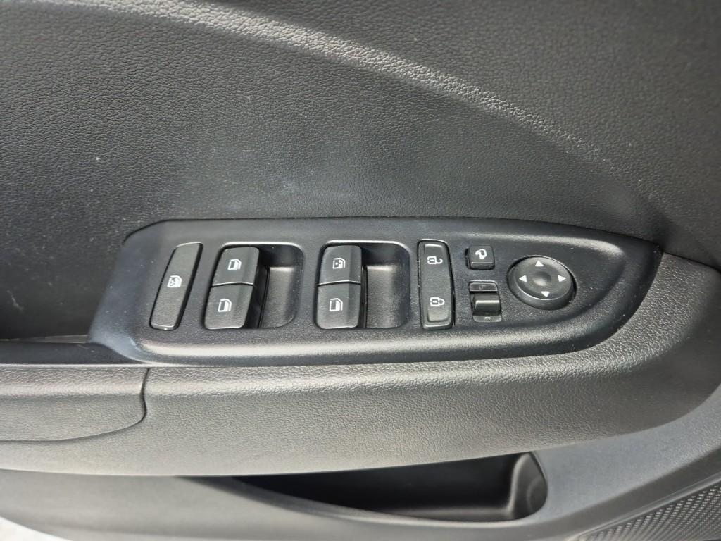 HYUNDAI Venue 2021 Gris - Importación desde Corea - HF Imports Iquique - Foto 15