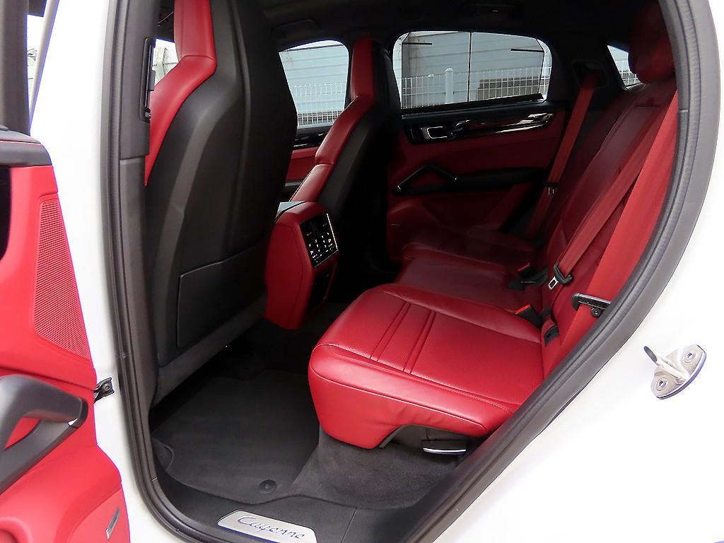 Porsche Cayenne - Vista 6