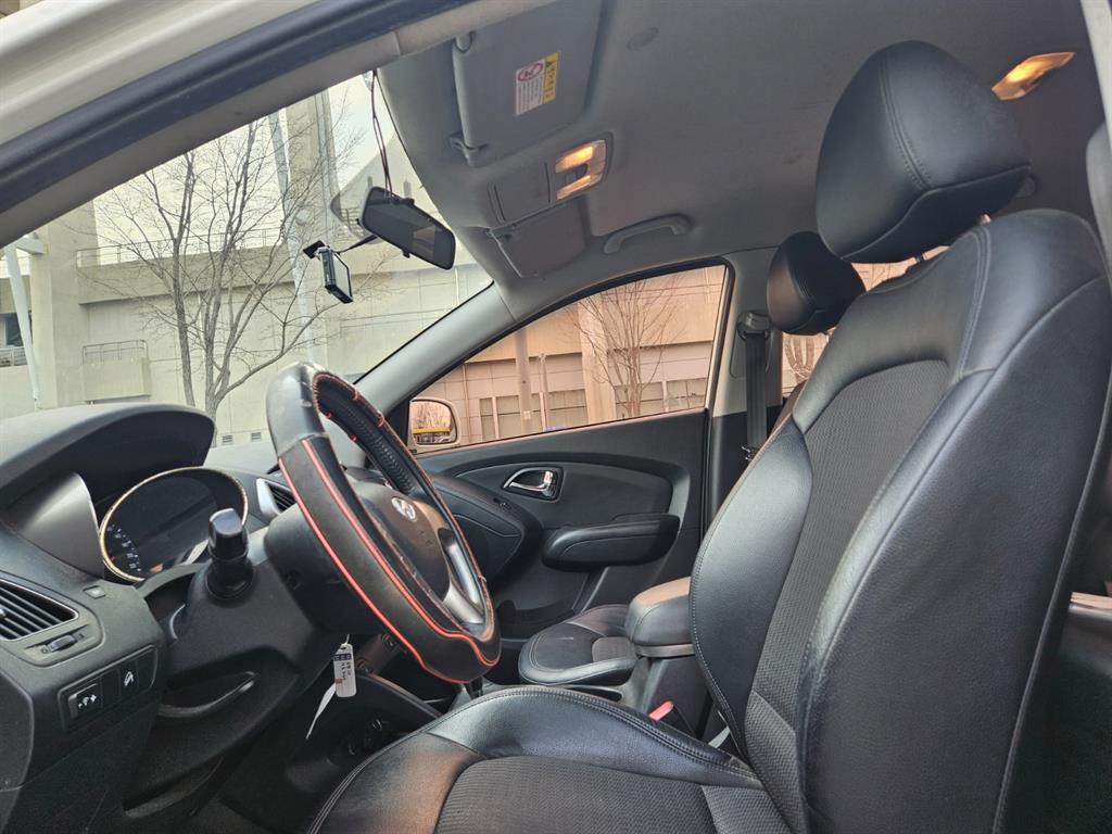 HYUNDAI Tucson 2011 Blanco - Importación desde Corea - HF Imports Iquique - Foto 13