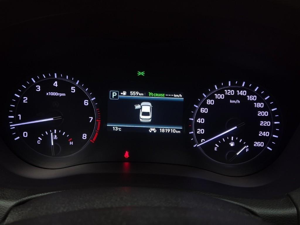 Genesis G80 - Vista 6