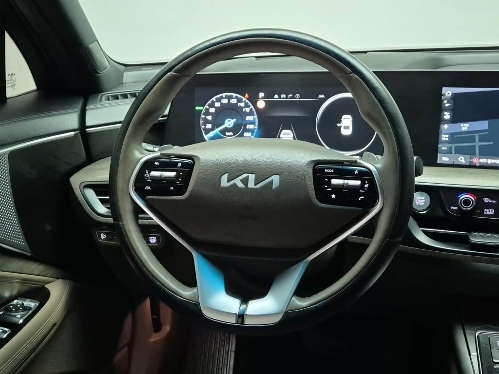KIA K8 - Vista 7
