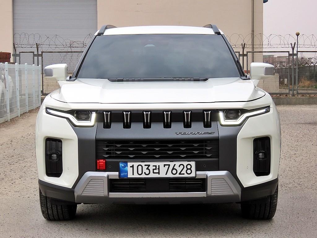Ssangyong Torres 2023 Blanco - Importación desde Corea - HF Imports Iquique - Foto 1