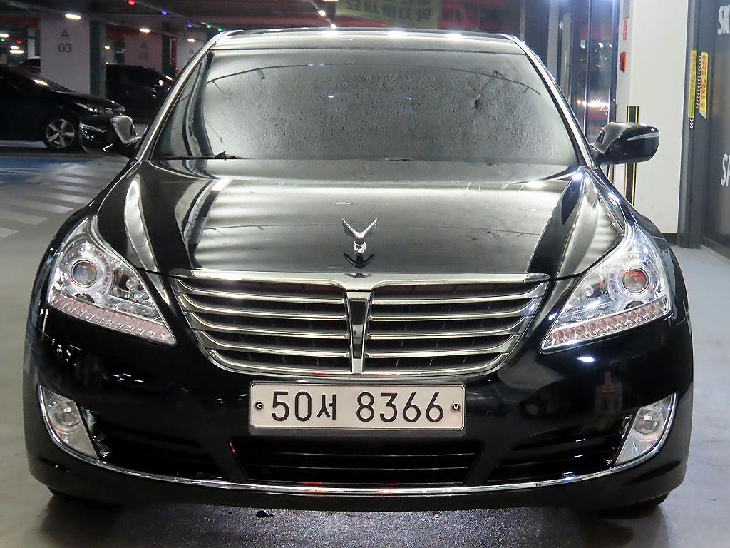 HYUNDAI Equus - Vista 2