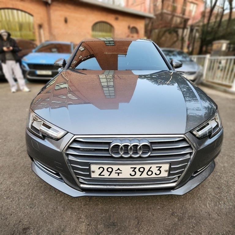 Audi A4 2018 Gris - Importación desde Corea - HF Imports Iquique - Foto 1