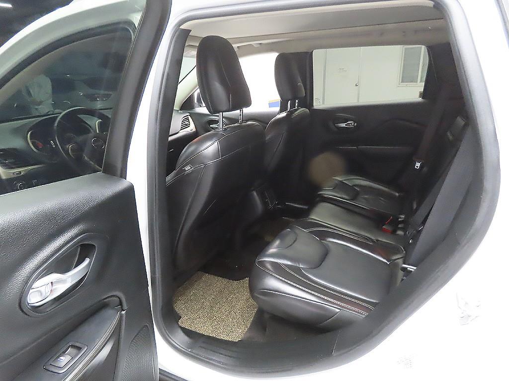 Jeep Cherokee 2016 Blanco - Importación desde Corea - HF Imports Iquique - Foto 9