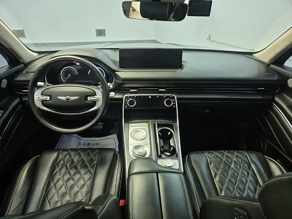 Genesis GV80 - Vista 7