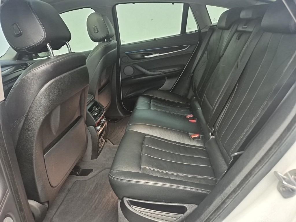 BMW X6 - Vista 9