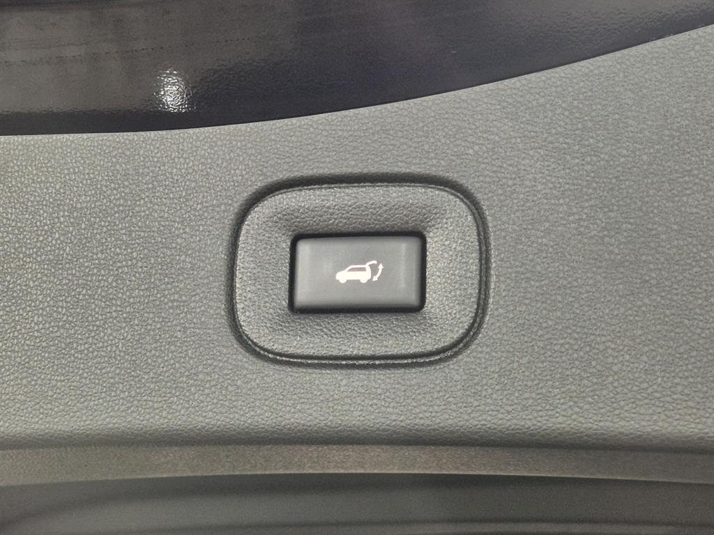 SAMSUNG QM6 - Vista 6