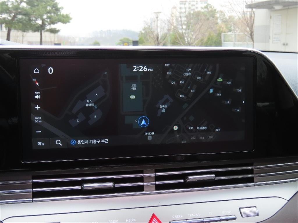 HYUNDAI Grandeur 2021 Blanco - Importación desde Corea - HF Imports Iquique - Foto 8