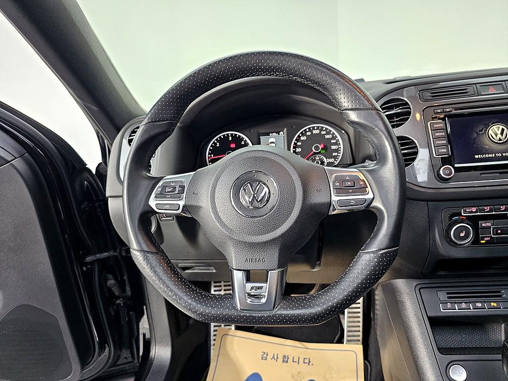 Volkswagen Tiguan - Vista 12