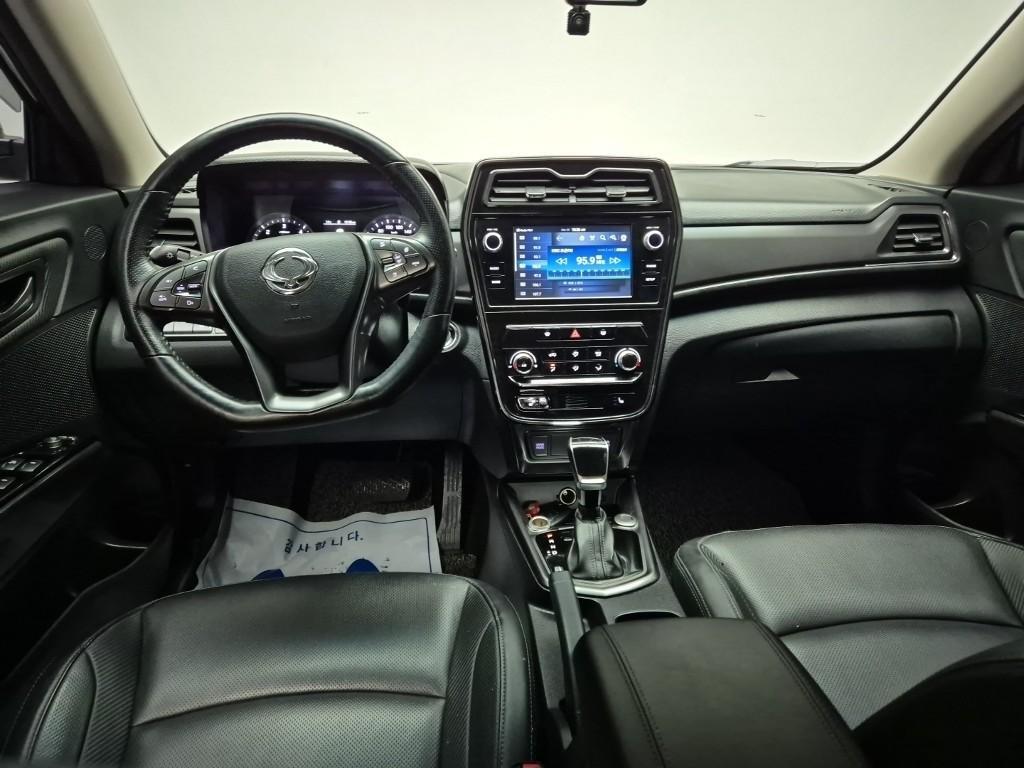 Ssangyong Tivoli - Vista 7