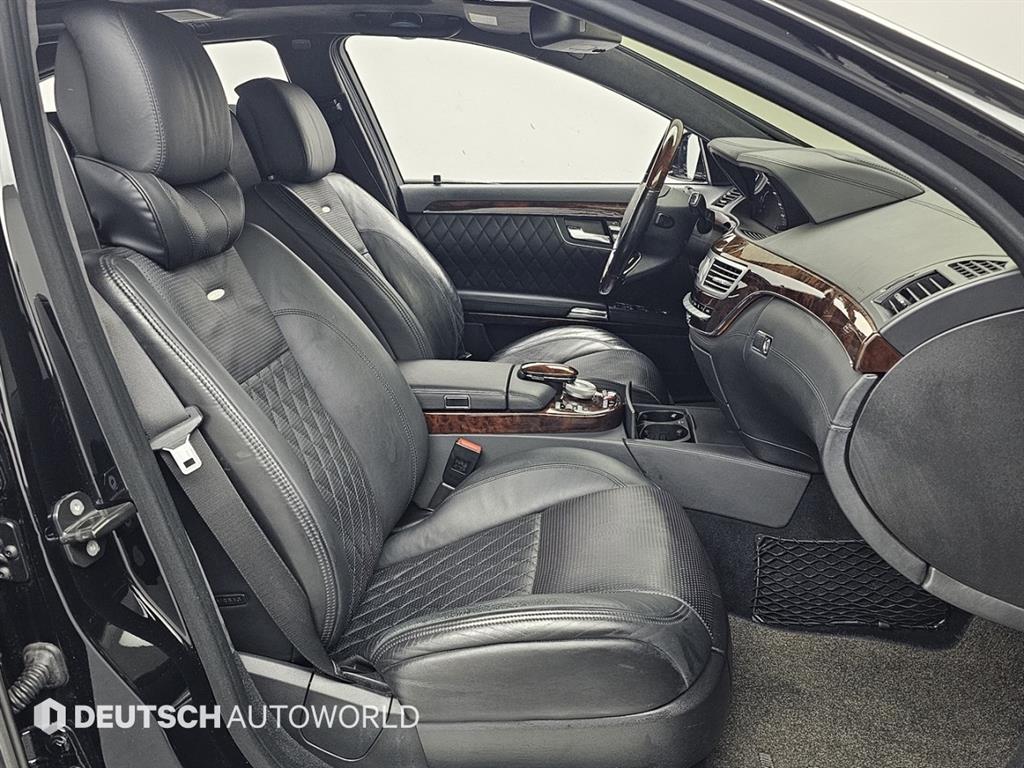 Mercedes Benz S Class - Vista 9