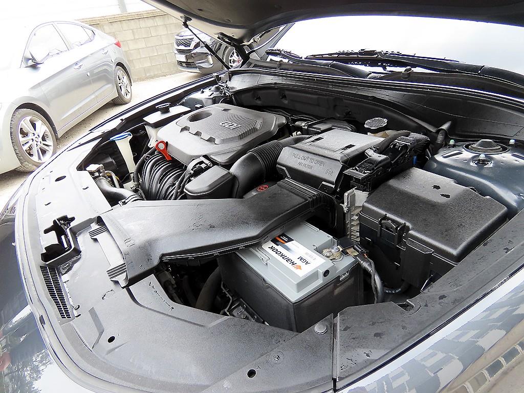 HYUNDAI Grandeur - Vista 5