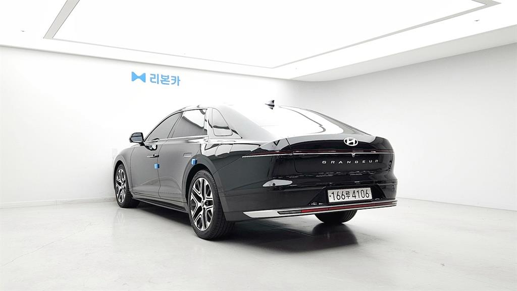 HYUNDAI Grandeur - Vista 4