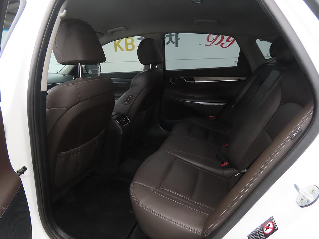 HYUNDAI Grandeur - Vista 6