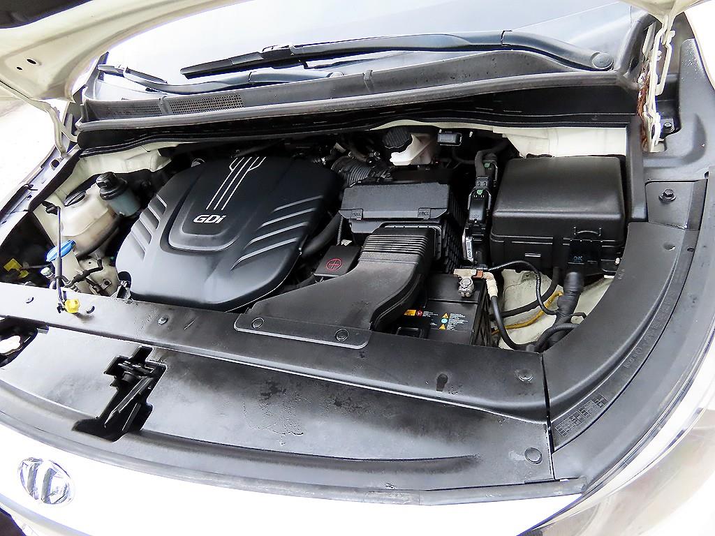 KIA Carnival 2016 Blanco - Importación desde Corea - HF Imports Iquique - Foto 19