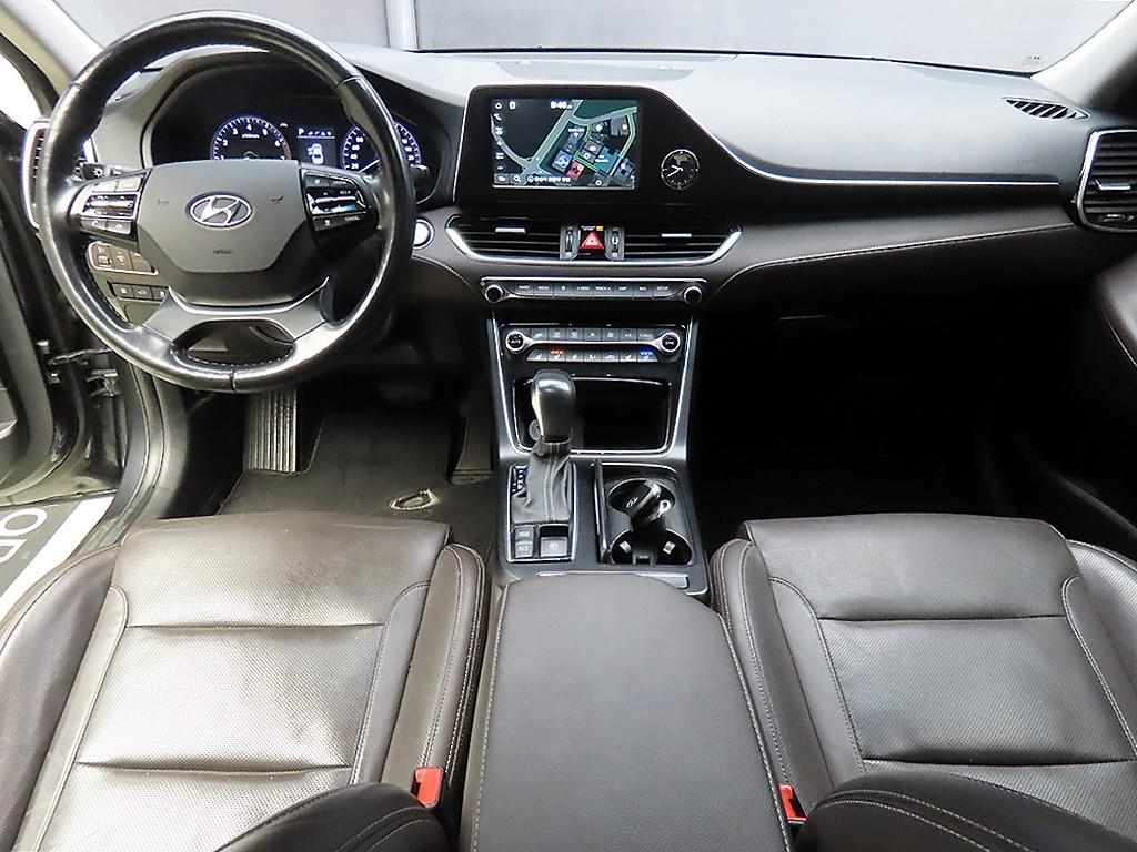 HYUNDAI Grandeur - Vista 7