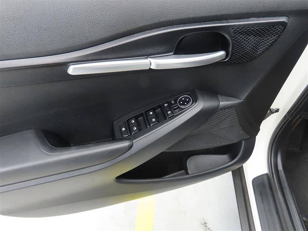 KIA Seltos 2021 Blanco - Importación desde Corea - HF Imports Iquique - Foto 13