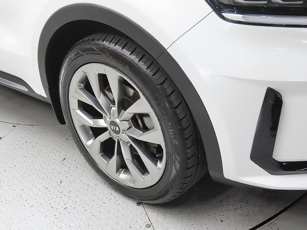 KIA Sorento - Vista 9