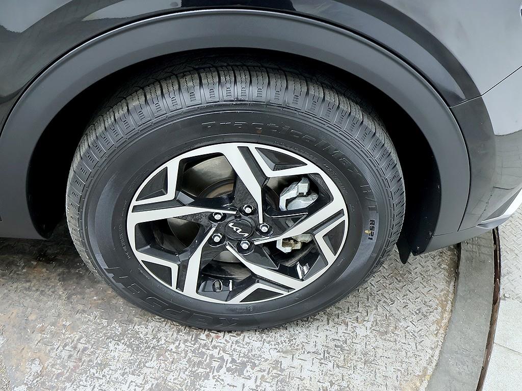 KIA Sportage 2022 Negro - Importación desde Corea - HF Imports Iquique - Foto 7