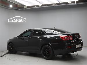 Chevrolet Malibu - Vista 6