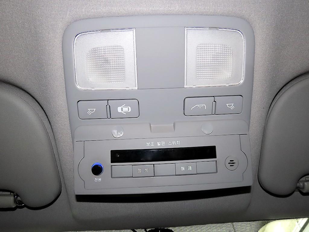 HYUNDAI Starex 2019 Amarillo - Importación desde Corea - HF Imports Iquique - Foto 13