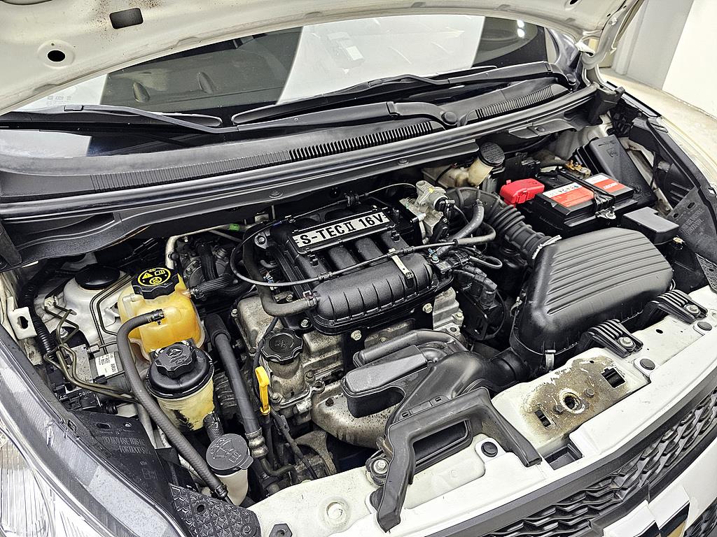 Chevrolet Spark - Vista 5