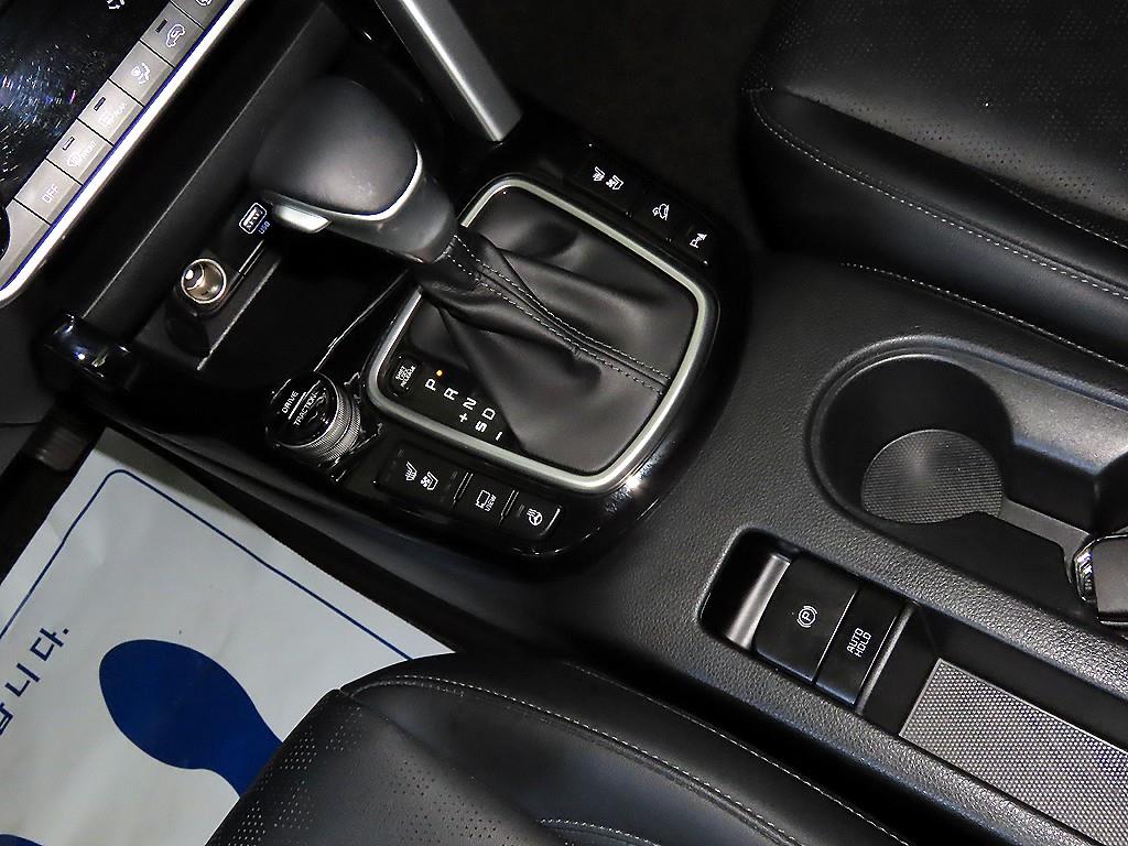 KIA Seltos - Vista 12