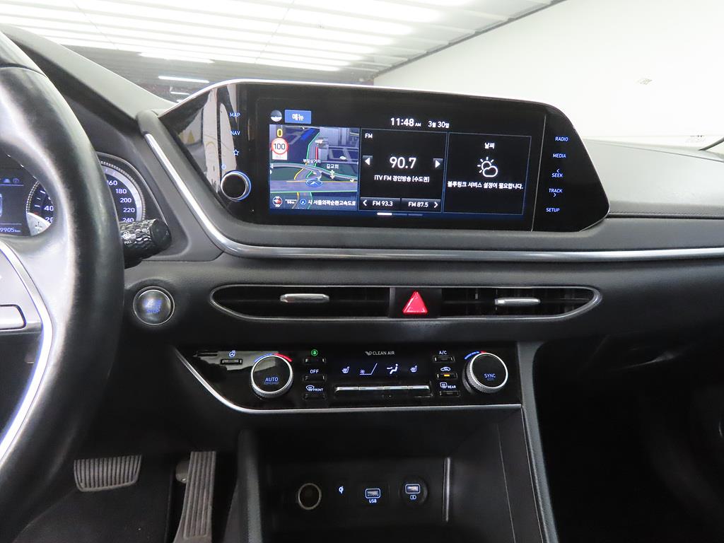 HYUNDAI Sonata - Vista 10