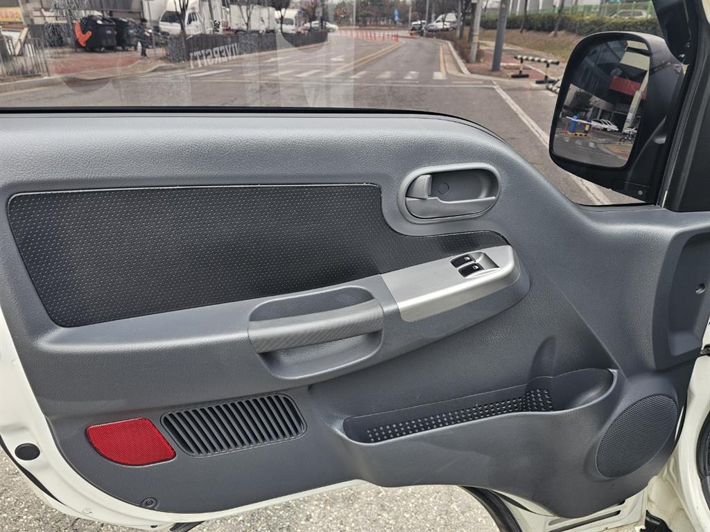 Small Truck Cargo (small) - Vista 6