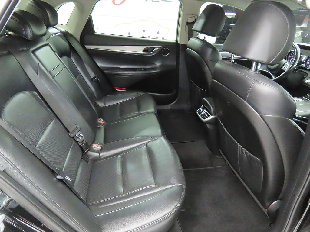 HYUNDAI Grandeur - Vista 7